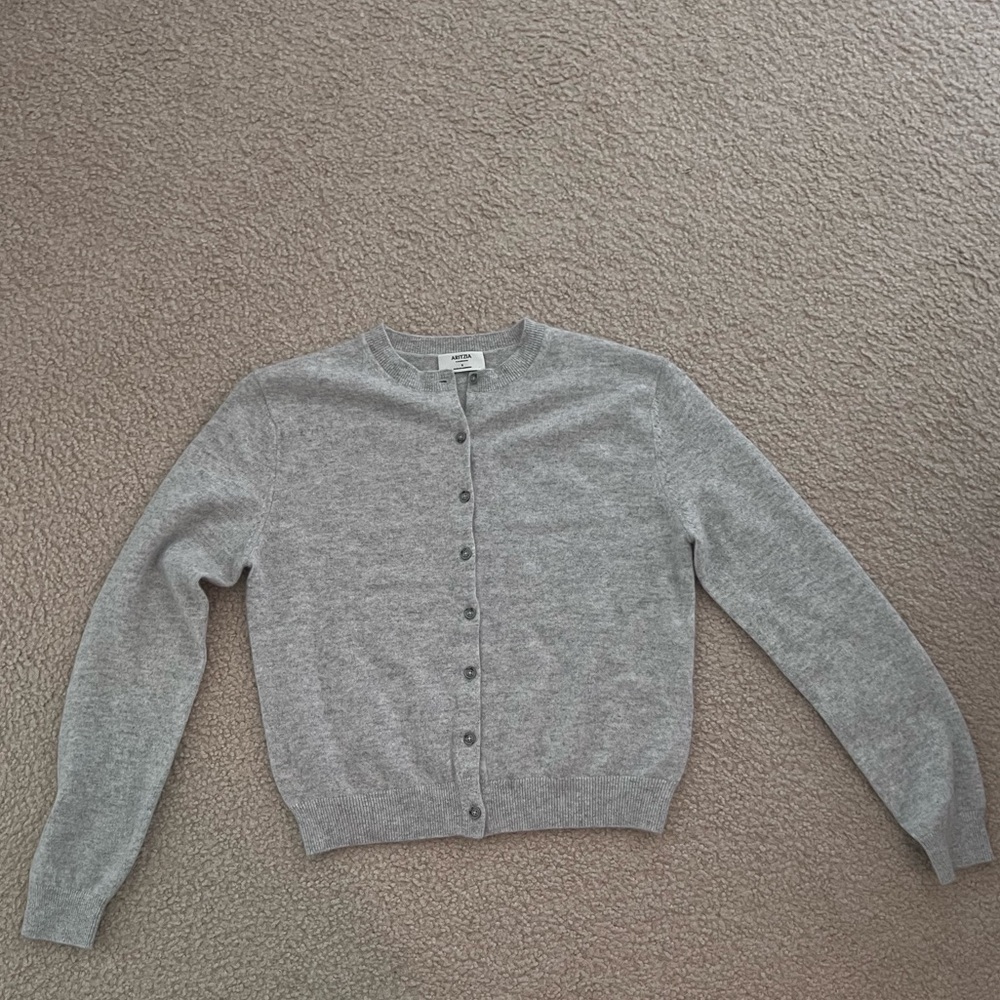 NWOT Aritzia 100% Bare Cashmere Crew Cardigan small - Picture 8 of 12